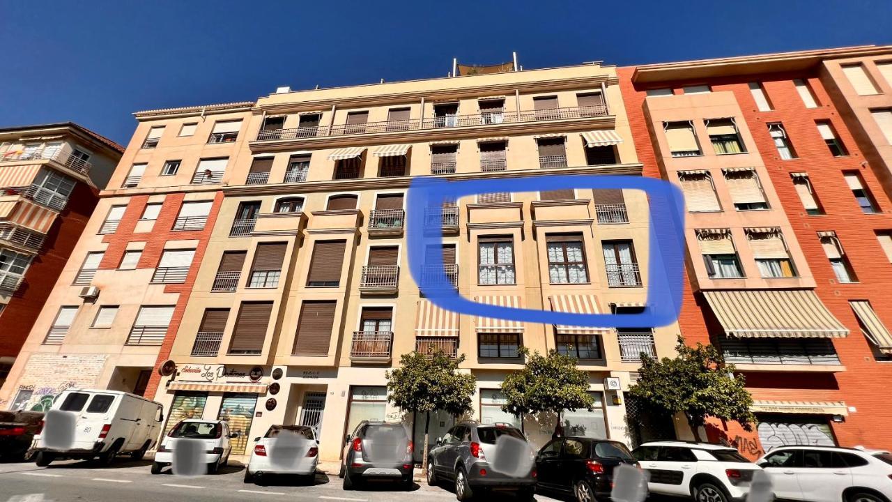 Homely Malaga Av Rosaleda Centro Historico Málaga Exterior foto